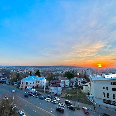 Mnm Lapusneanu Apartment Iasi Bagian luar foto